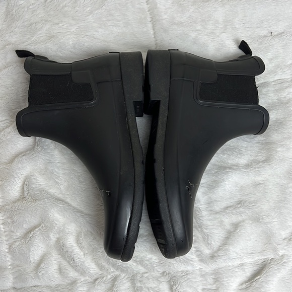 Hunter Women’s Black Refined Slim Fit Chelsea Ankle Rubber Boots Shoes - Sz 9/40 - Picture 5 of 13